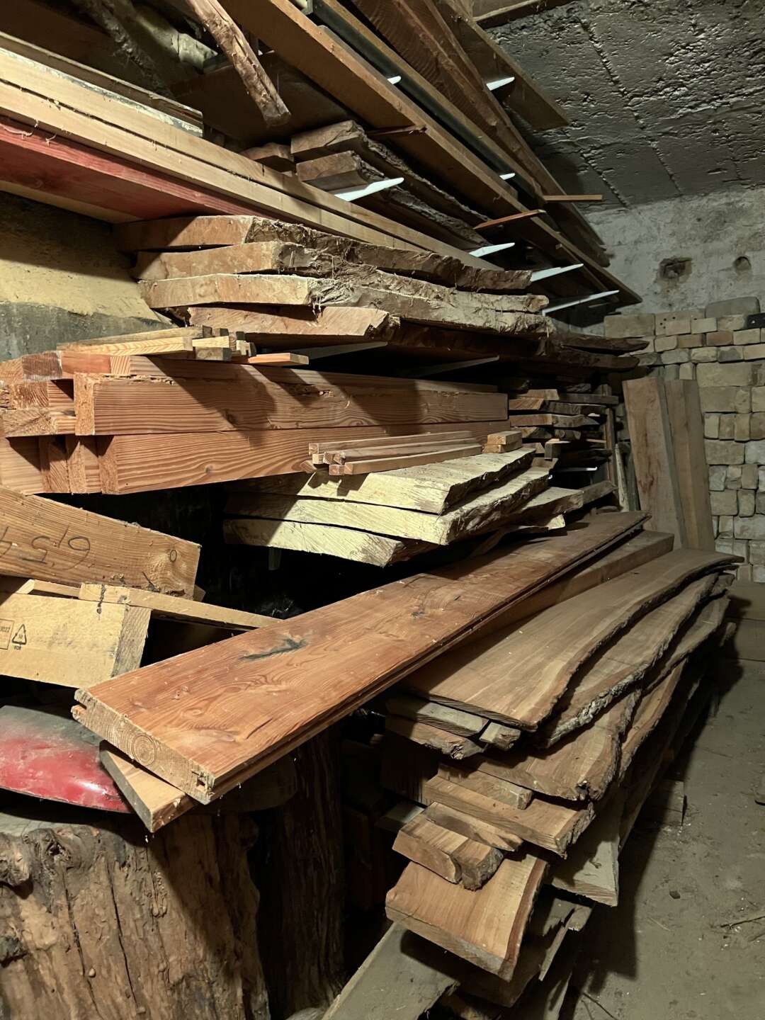 Das kleine Holzlager, Foto René Heusler © RPTU Fachgebiet KEA